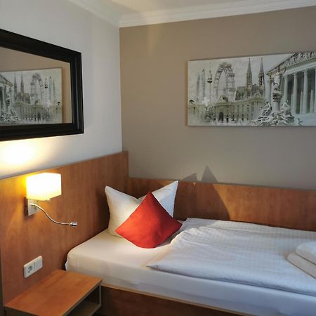 Cityhotel Bernburg Esterno foto