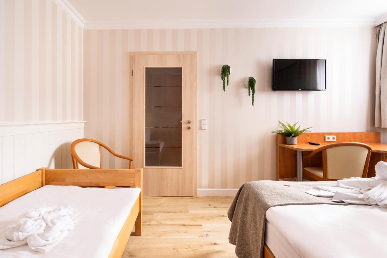 Cityhotel Bernburg Esterno foto