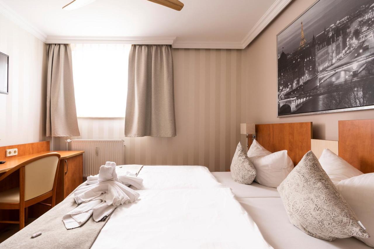 Cityhotel Bernburg Esterno foto